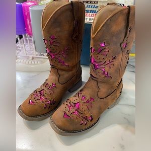 Girls Roper boots size 2. Great condition.